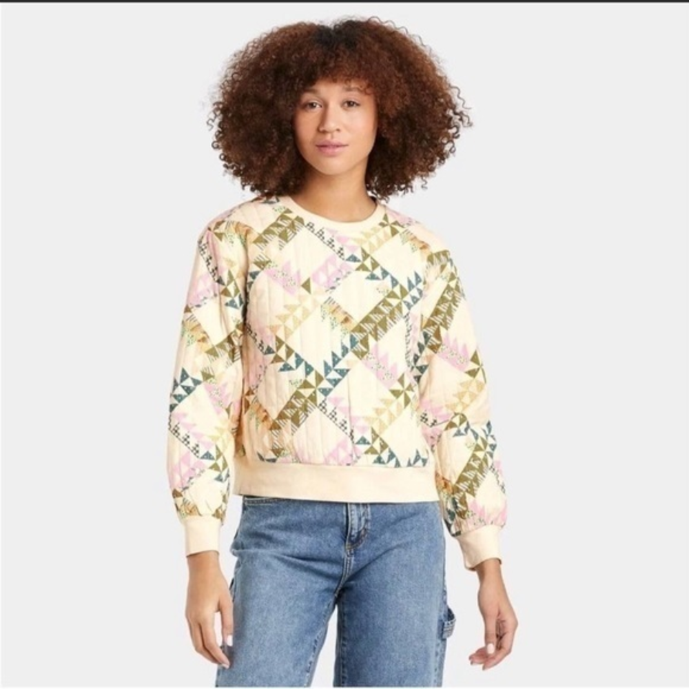 Quilted Pullover Sweatshirt Universal Thread, Size Small‎